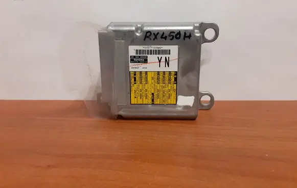 Lexus RX 330 - 350 - 400H Airbag control unit/module 8917048610 1503006771