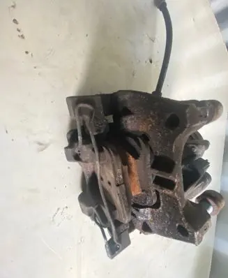 Volkswagen T-Roc Rear brake caliper 5q0615406