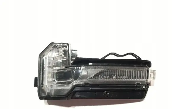 Audi Q3 F3 Mirror indicator light 81A949101