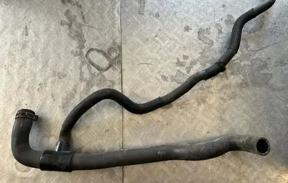 Renault Captur Engine coolant pipe/hose 215038226R