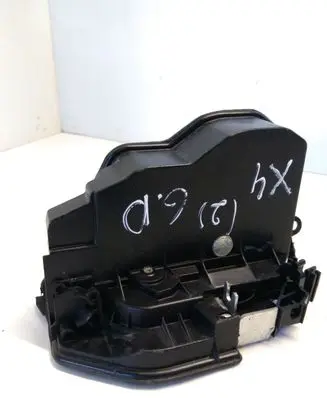 BMW X4 F26 Rear door lock 7318418