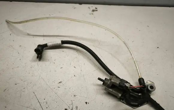 Porsche 911 991 Turbo solenoid valve 7PP906283F 99161284600