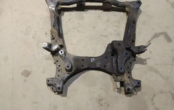 Honda CR-V Front subframe