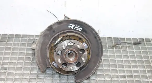 Honda CR-V Rear wheel hub 43102SWW0230