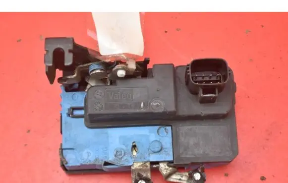 Volvo S60 Front door lock