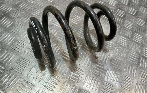 BMW 3 E46 Rear coil spring