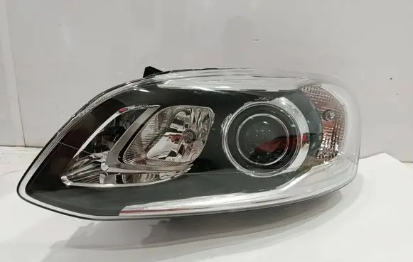 Volvo XC60 Headlight/headlamp 31420249 89908951