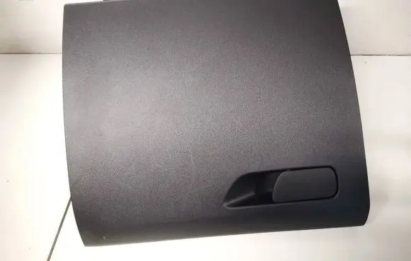 Ford Puma Glove box