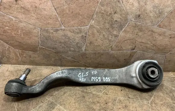 Mercedes-Benz CLS C218 X218 Front lower control arm/wishbone 
