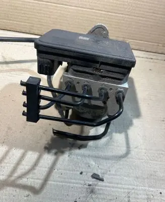 Mercedes-Benz C W205 ABS Pump 10091515553