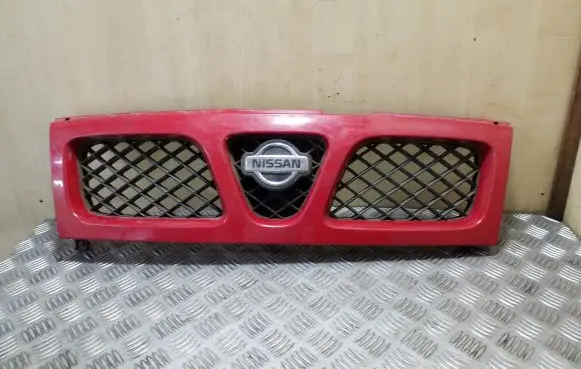 Nissan Terrano Front bumper upper radiator grill 623107F 9246M0 1966I01
