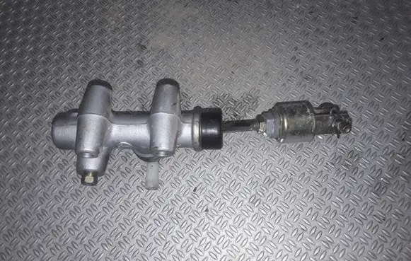Clutch master cylinder