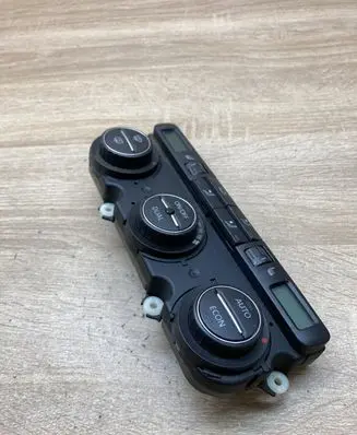 Volkswagen Golf V Climate control unit 1K0907044CG 78888425