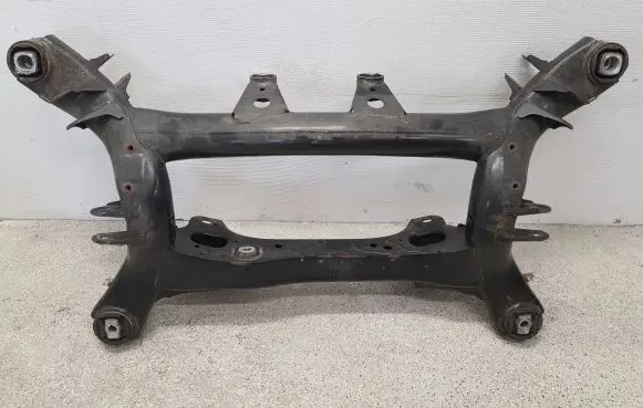BMW 1 F20 F21 Rear subframe 6863637