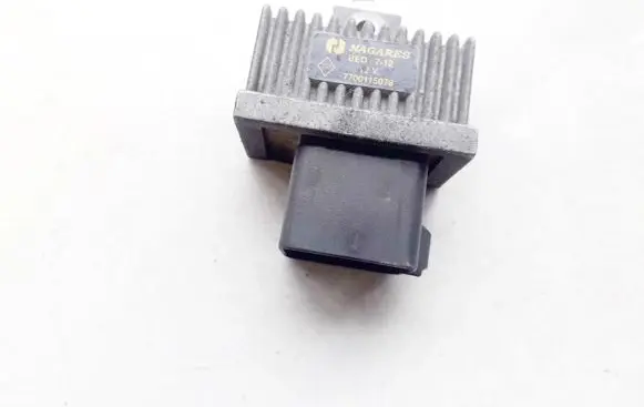 Renault Kangoo I Glow plug pre-heat relay 7700115078