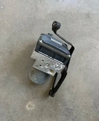 BMW X5 E70 ABS Pump 6854055 6854057