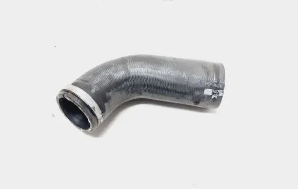Volvo XC60 Intercooler hose/pipe 31422095