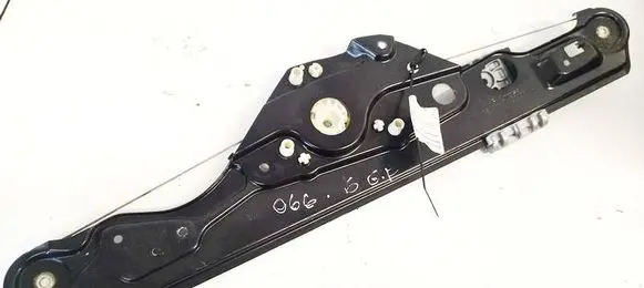 Mercedes-Benz E W211 Sliding door window regulator with motor A2117300246