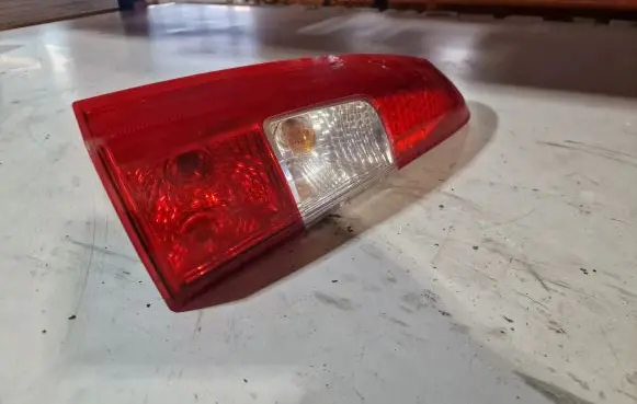 Volvo V70 Rear/tail lights