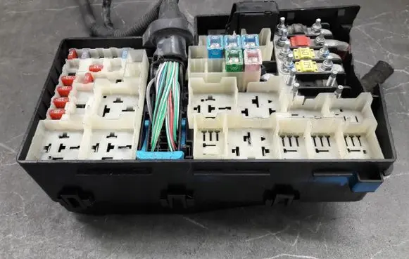 Ford Focus Fuse box set 3m5t-14a067-bc