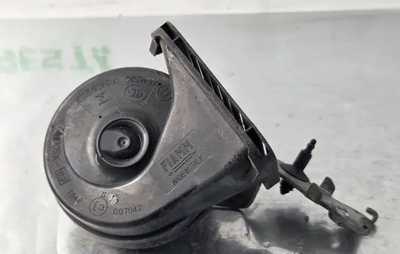 Ford Grand C-MAX Horn signal 00240820 A046522