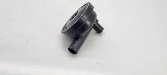 Volkswagen Golf II Breather/breather pipe/hose 075129101