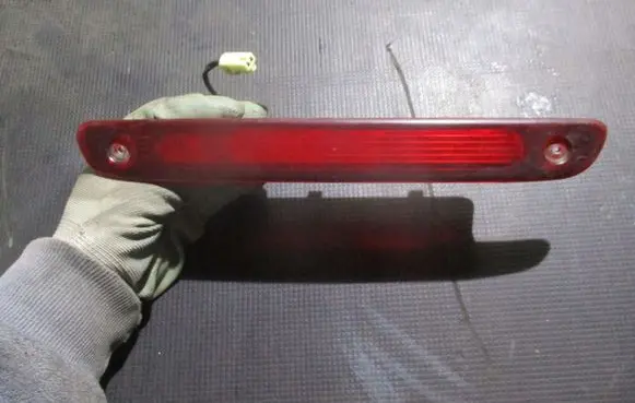 Toyota Corolla E120 E130 Third/center stoplight 81570AE010