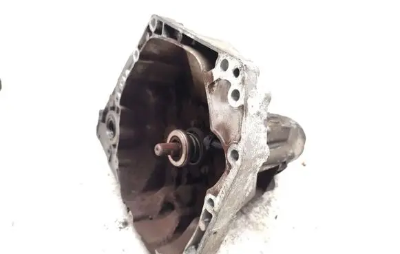 Manual 6 speed gearbox