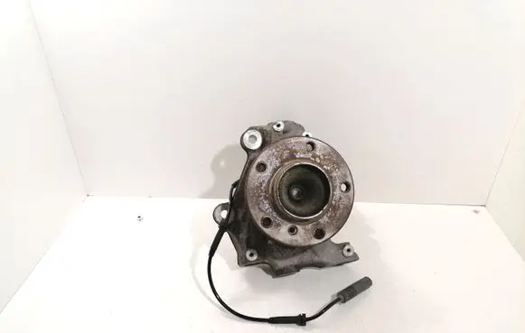 BMW 1 E81 E87 Front wheel hub spindle knuckle 677321004