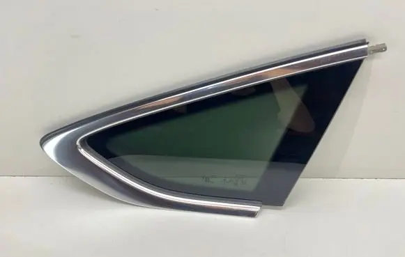 Audi A5 Rear vent window glass 8W8845298 8W8845298G