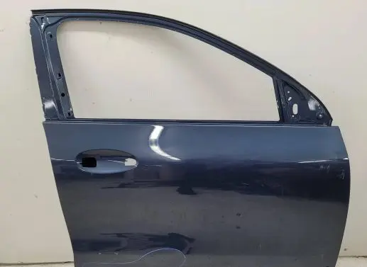 Mercedes-Benz GLA H247 Front door A2477224201