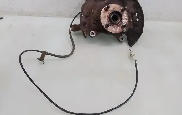 Toyota Yaris Front wheel hub