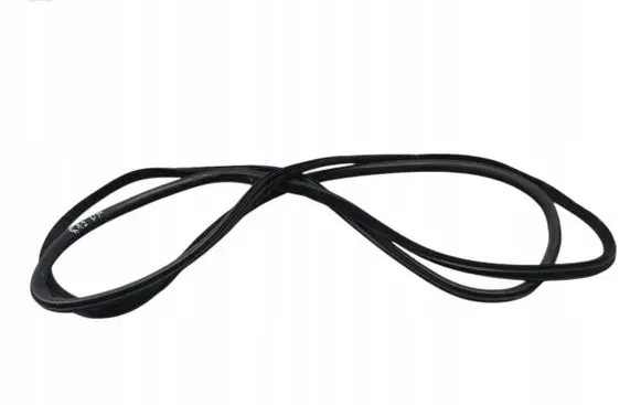 Volvo XC70 Rubber seal front door (on door) 
