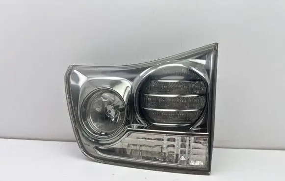 Lexus RX 330 - 350 - 400H Tailgate rear/tail lights E131409
