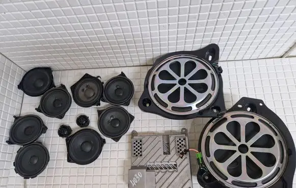 Mercedes-Benz E W213 Audio system kit A2139009915 A2139017700 A2139021210