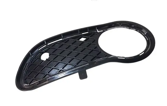 Mercedes-Benz C W203 Front bumper lower grill A2038850923