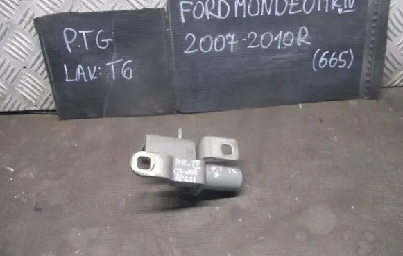 Ford Mondeo MK IV Loading door hinge set 