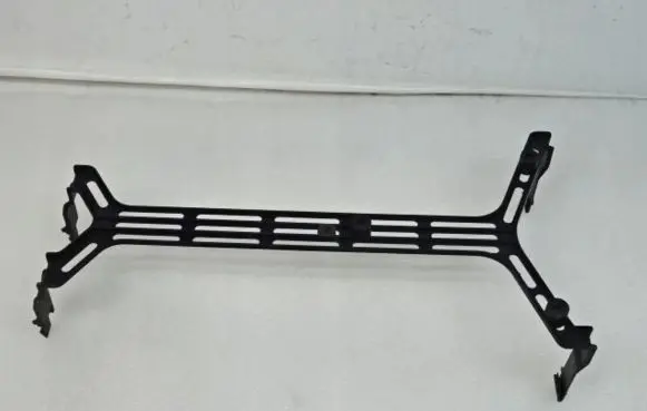 Radiator mount bracket