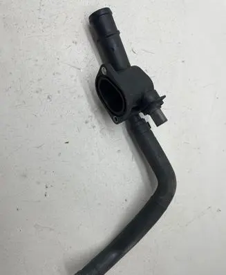 Volkswagen PASSAT B6 Engine coolant pipe/hose 038121132G 1K0121157BJ