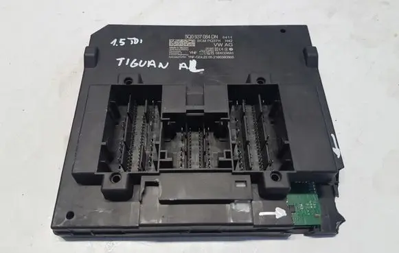 Volkswagen Tiguan Allspace Comfort/convenience module 5Q0937084DN