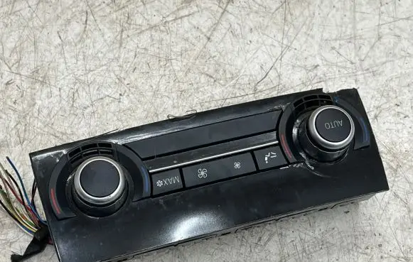 BMW 5 GT F07 Climate control unit 9237121 0000183502 04022011
