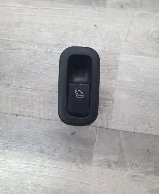 Subaru Forester SH Seat control switch 