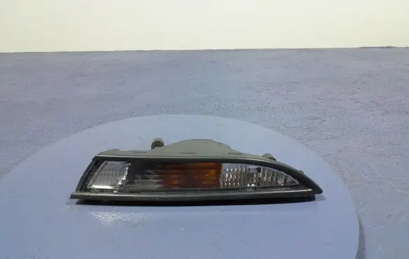 Volkswagen Scirocco Front indicator light 1K8953041E
