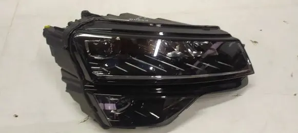 Skoda Karoq Headlight/headlamp 57B941016F 0020517609 20PL8935