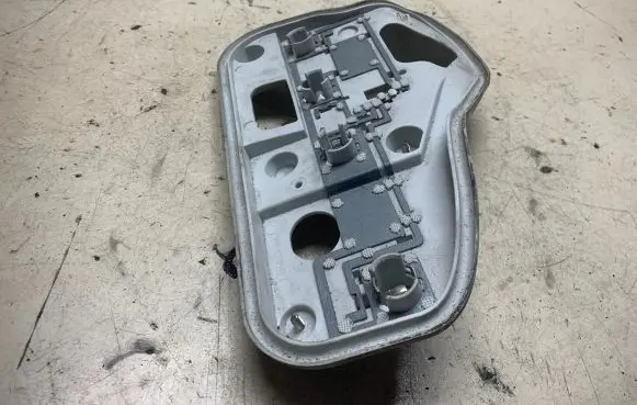 Tail light part