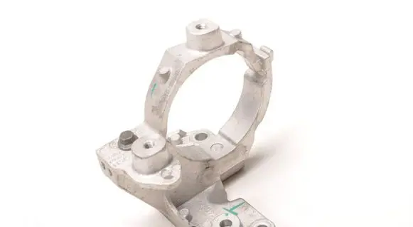 Volvo XC40 Engine mount bracket 31657511