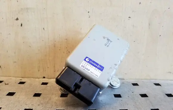 Subaru Forester SG Fuel injection pump control unit/module 1049930271