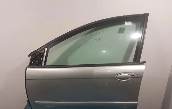Citroen C5 Front door
