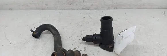 Audi A4 S4 B5 8D Engine coolant pipe/hose