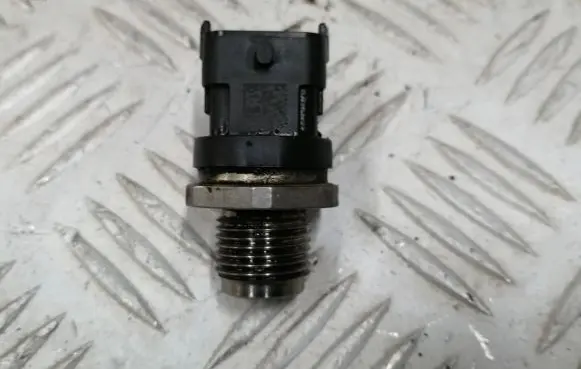 Fiat 500L Sensor 73046455 0281016164